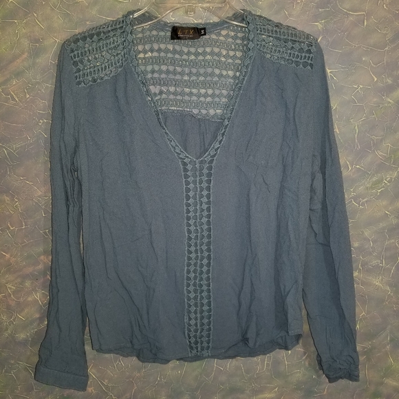 LTX Sportswear Blue V-Neck Top Size M - Picture 2 of 6